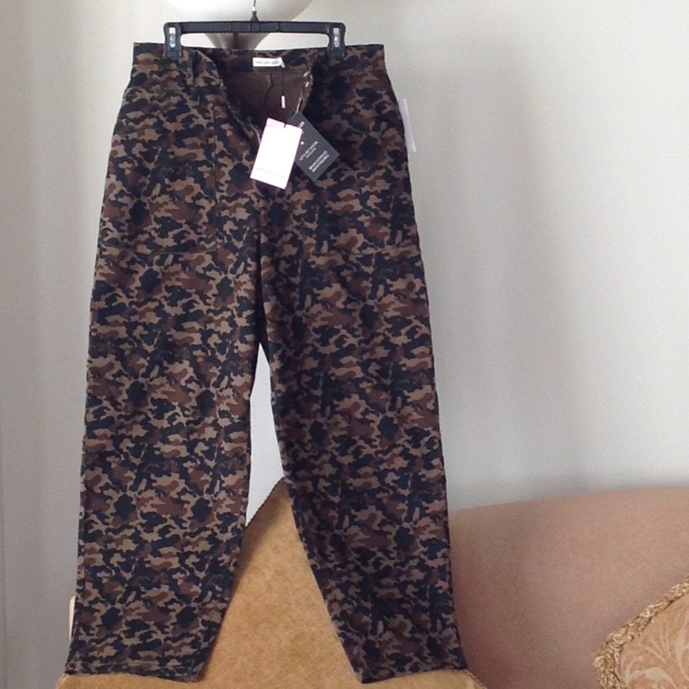 🍂🖤🍂 Avec Les Filles - Camo 'Barrel' Pants - Picture 4 of 9